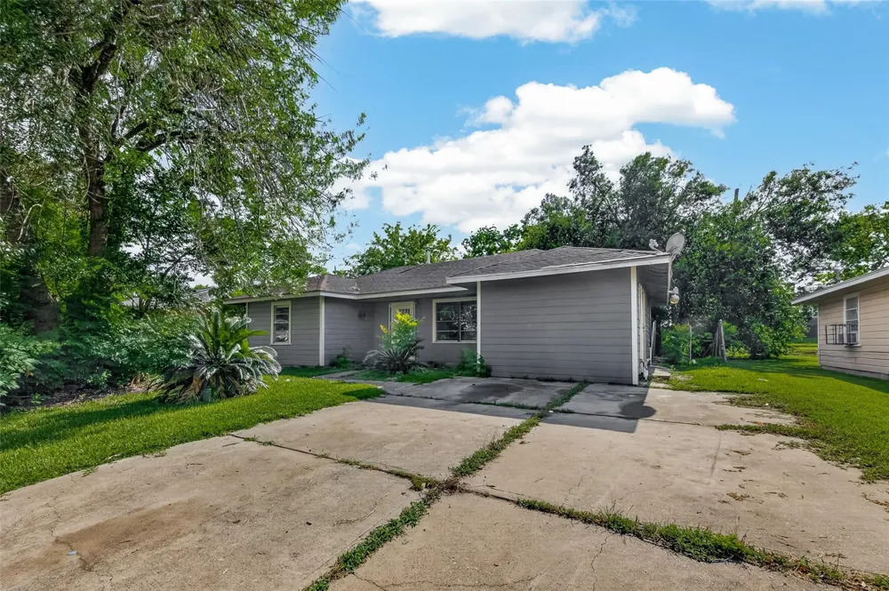 10506 Buffum Street Houston, TX 77051