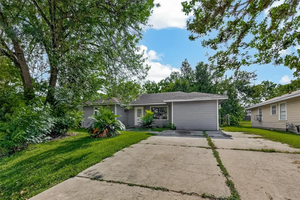 10506 Buffum Street Houston, TX 77051