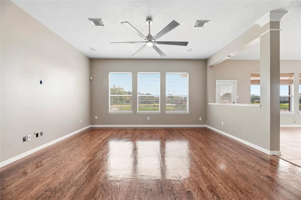 8931 Henrico Lane Rosenberg, TX 77469
