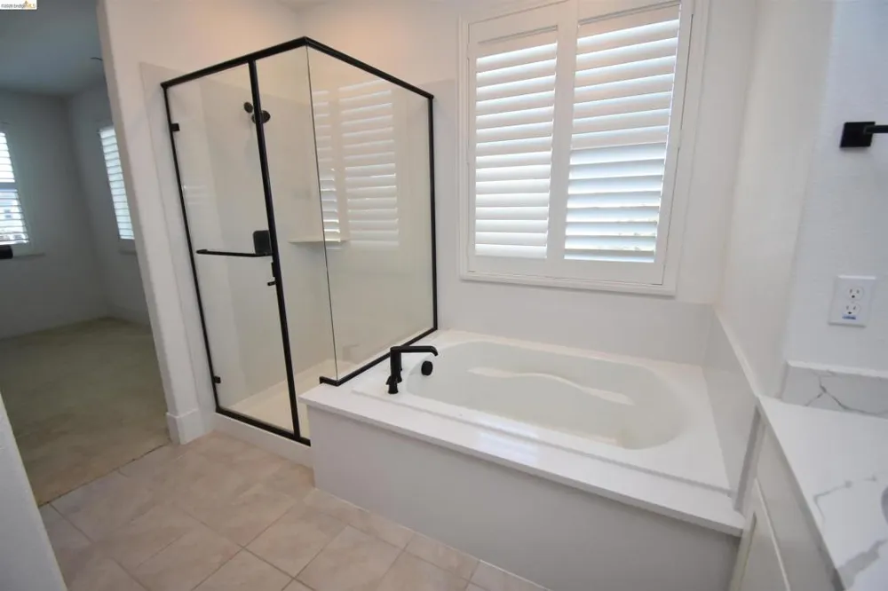 2751 Macabee Dr Lathrop, CA 95330