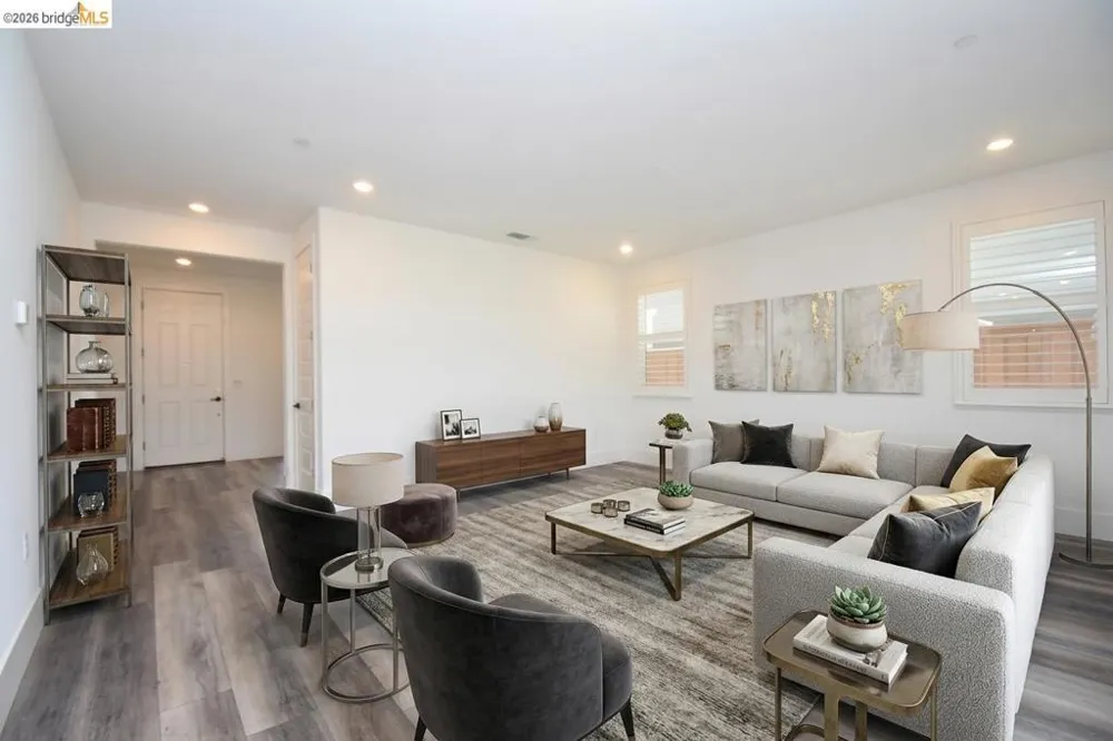 2751 Macabee Dr Lathrop, CA 95330