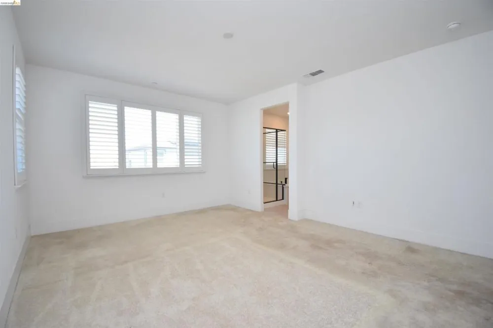 2751 Macabee Dr Lathrop, CA 95330