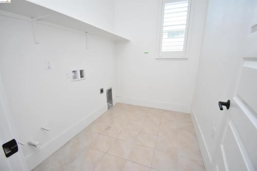 2751 Macabee Dr Lathrop, CA 95330