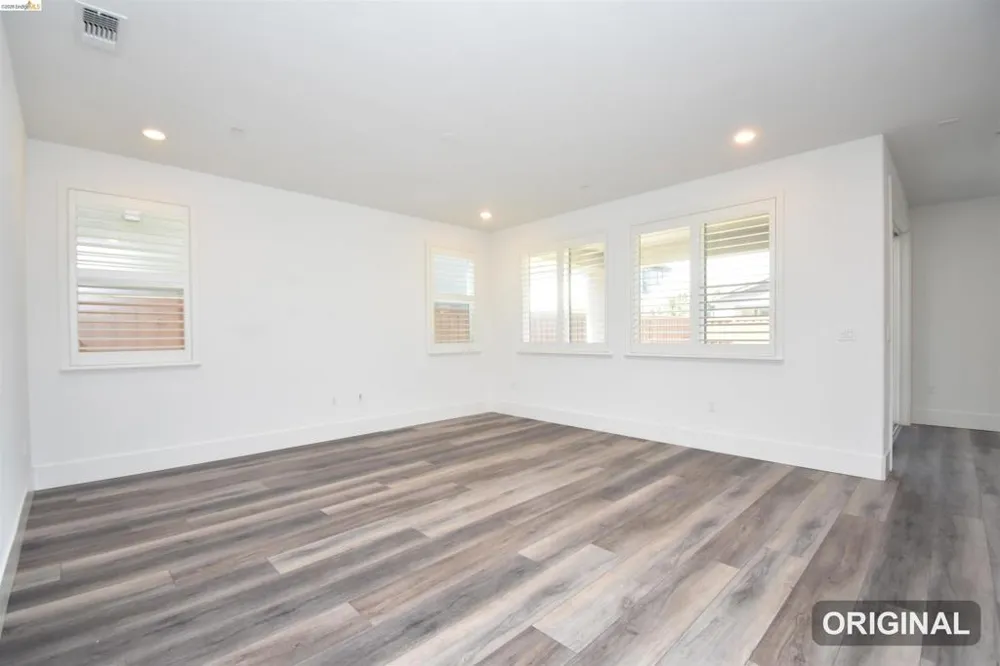 2751 Macabee Dr Lathrop, CA 95330