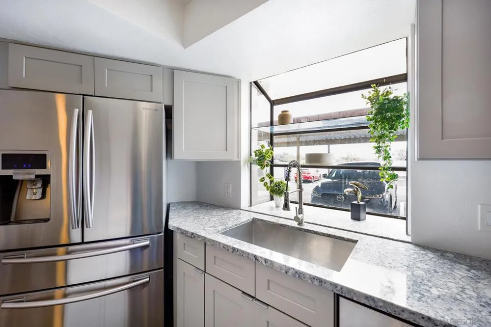 440 Citracado Parkway #5 Escondido, CA 92025