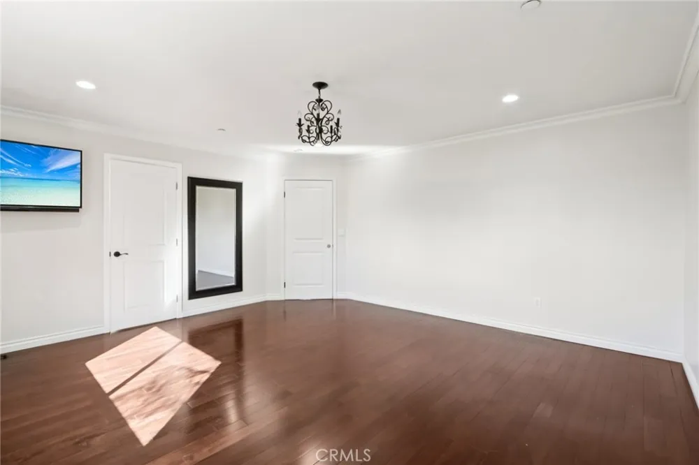 7659 Coldwater Canyon Court North Hollywood, CA 91605