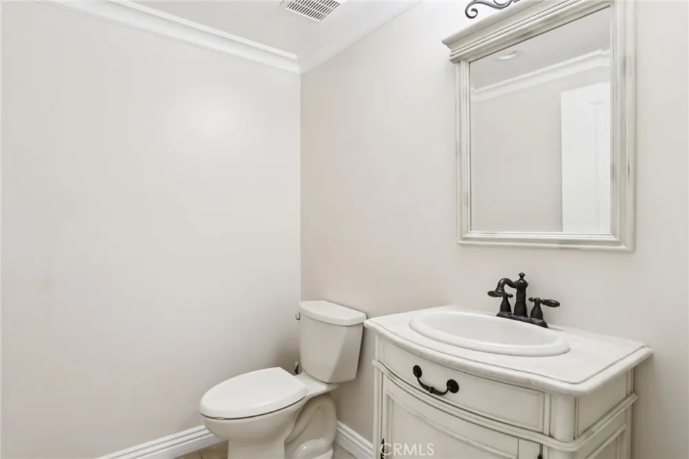 7659 Coldwater Canyon Court North Hollywood, CA 91605