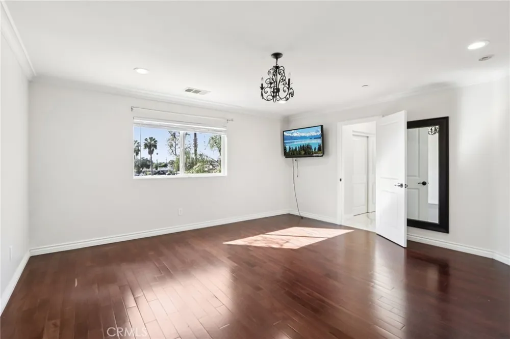 7659 Coldwater Canyon Court North Hollywood, CA 91605