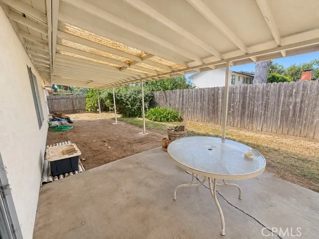 707 La Roda Santa Barbara, CA 93111