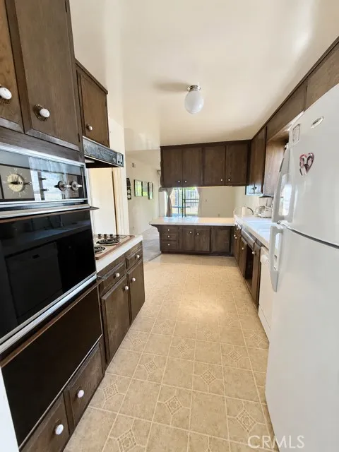 707 La Roda Santa Barbara, CA 93111