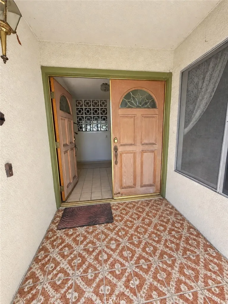 707 La Roda Santa Barbara, CA 93111