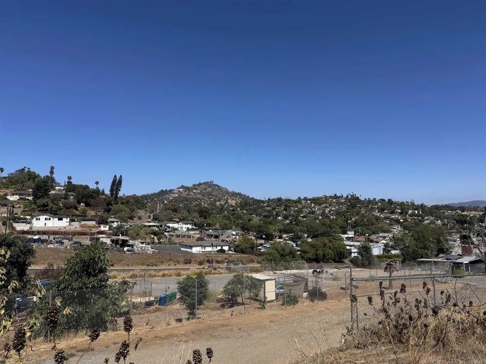 8965 Greenview Pl Spring Valley, CA 91977