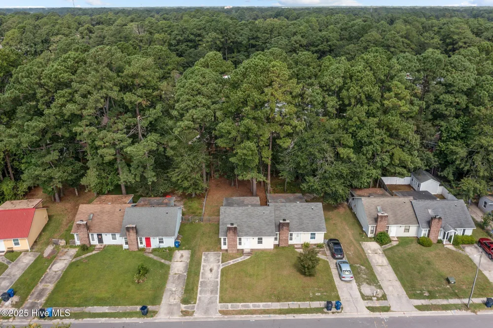 323 W Frances Street Jacksonville, NC 28546