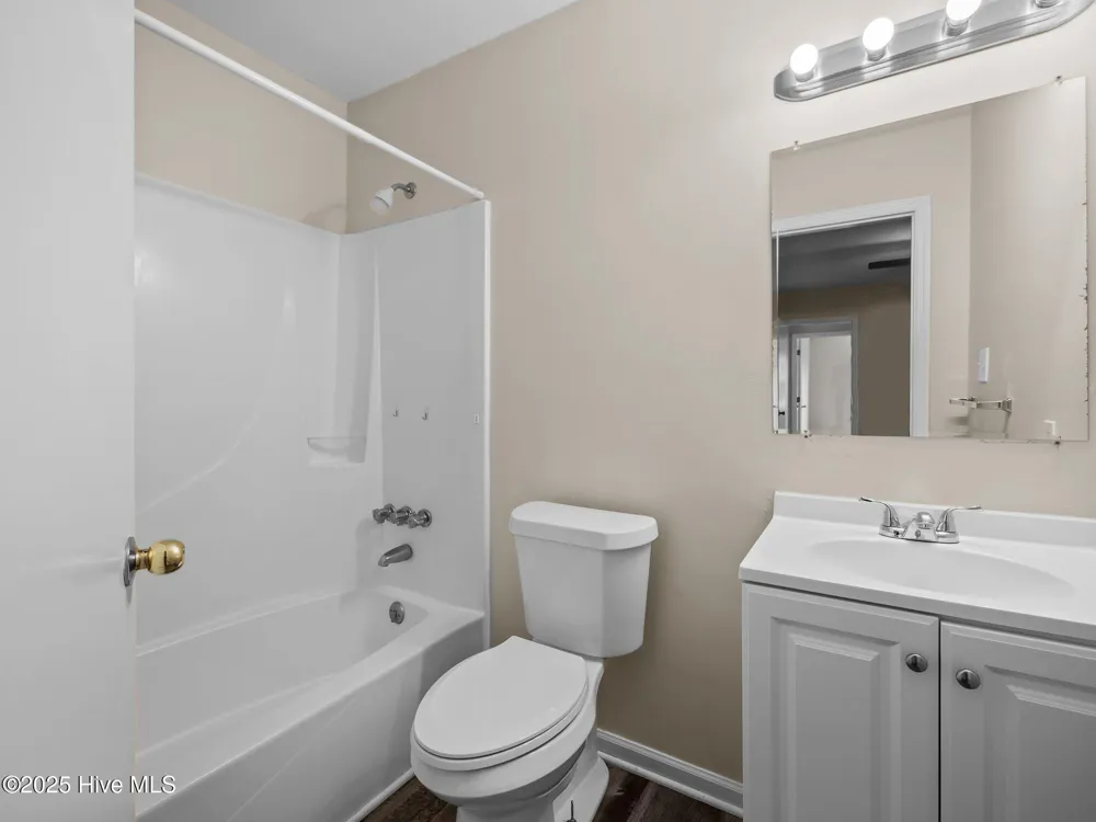 323 W Frances Street Jacksonville, NC 28546