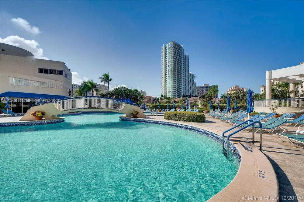19707 Turnberry Way #4L Aventura, FL 33180