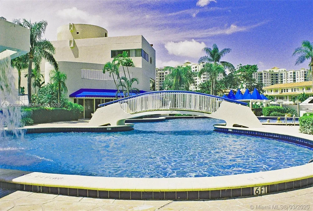 19707 Turnberry Way #4L Aventura, FL 33180