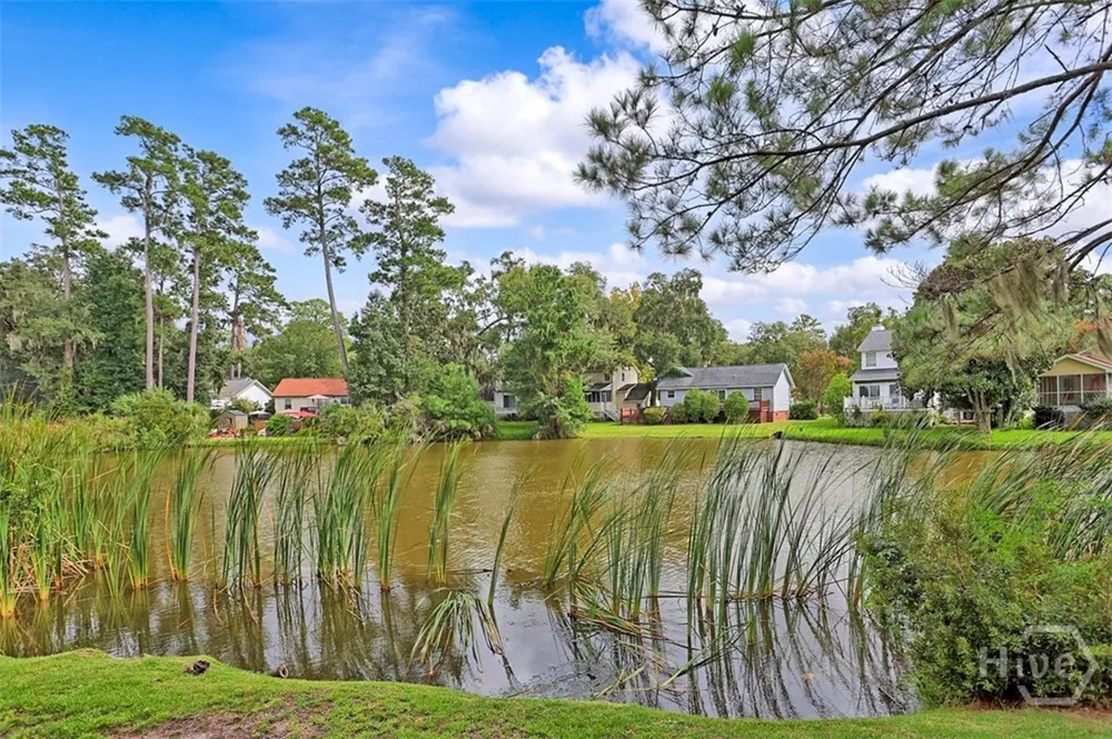 511 Pointe South Drive Savannah, GA 31410