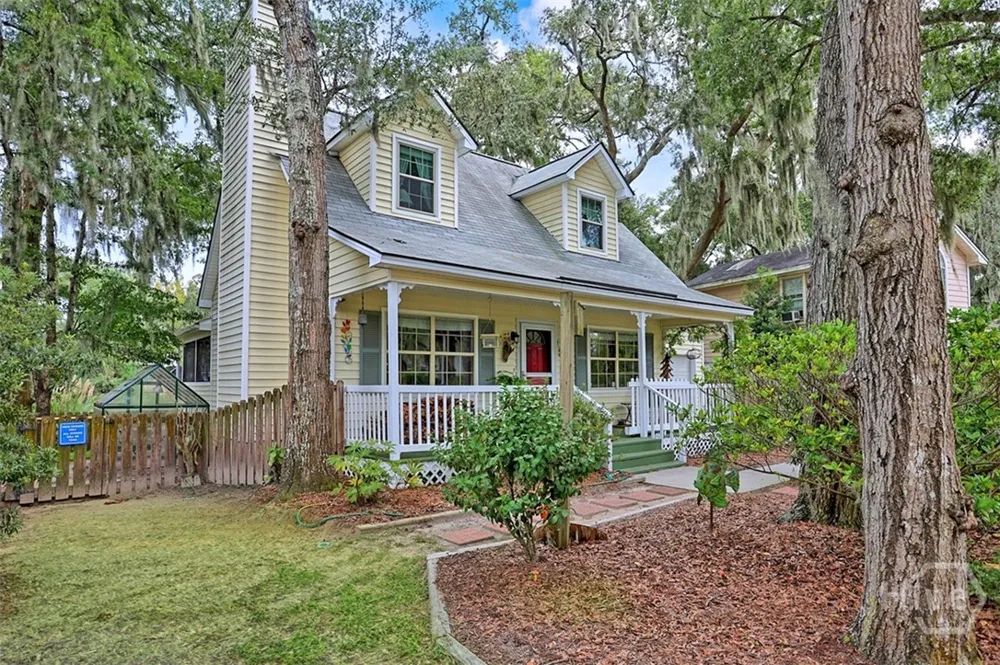511 Pointe South Drive Savannah, GA 31410