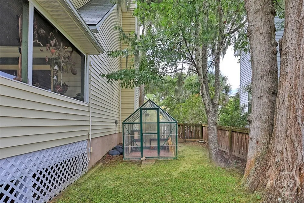 511 Pointe South Drive Savannah, GA 31410