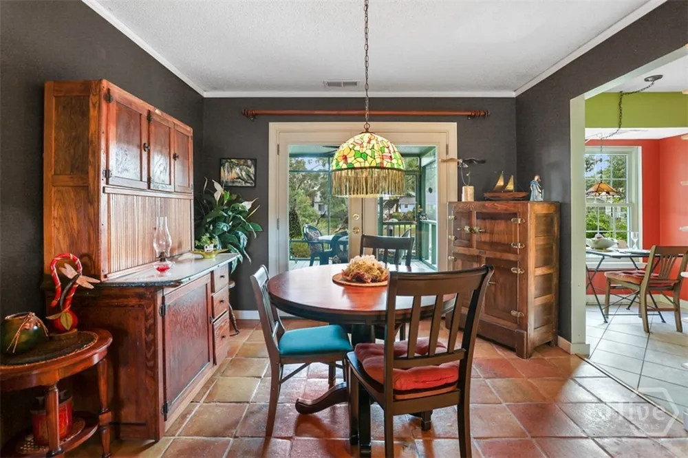 511 Pointe South Drive Savannah, GA 31410