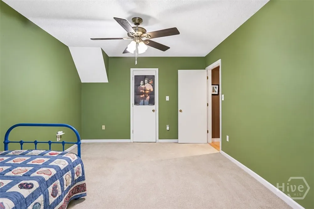 511 Pointe South Drive Savannah, GA 31410