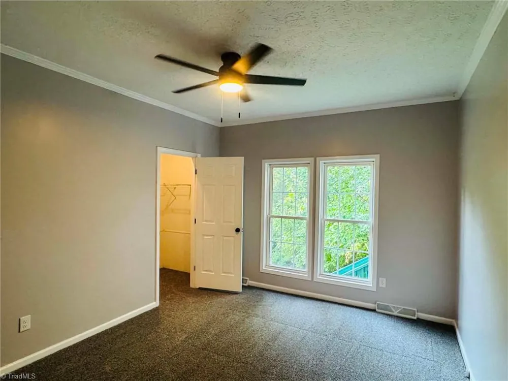 989 Arvin Hill Lane Lexington, NC 27295