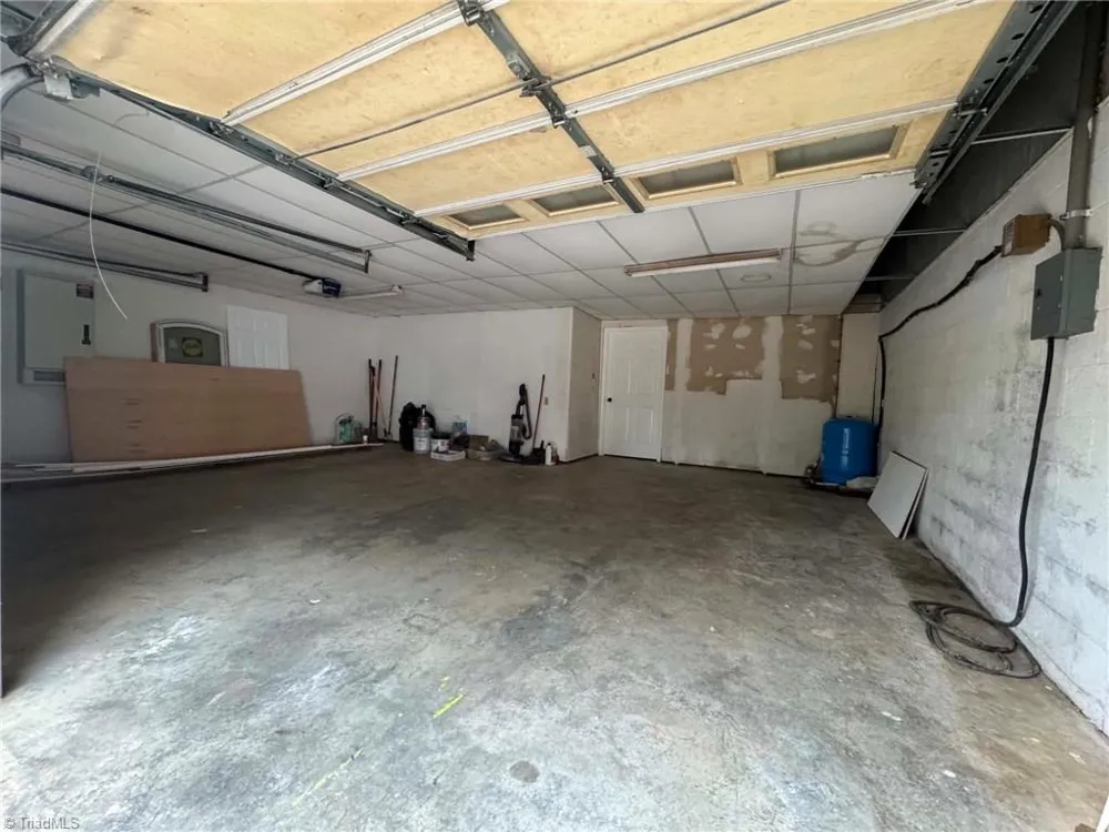 989 Arvin Hill Lane Lexington, NC 27295