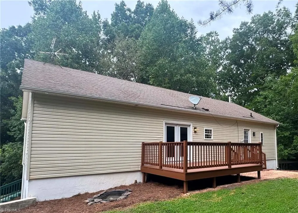 989 Arvin Hill Lane Lexington, NC 27295