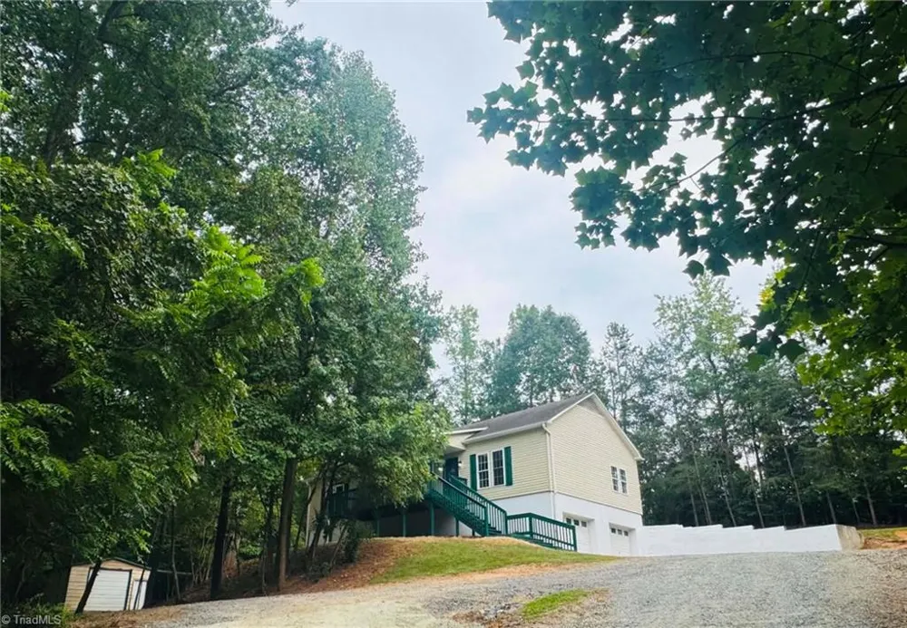 989 Arvin Hill Lane Lexington, NC 27295