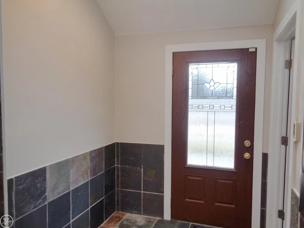 40 Riverside Drive Mt Clemens City, MI 48043
