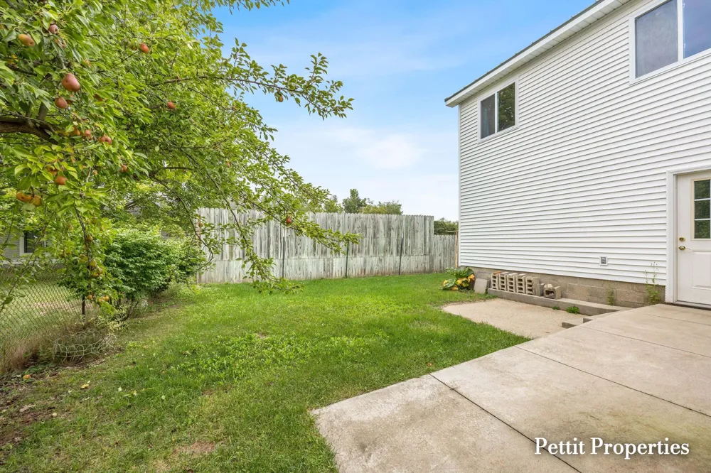 302 John Street Clare City, MI 48617
