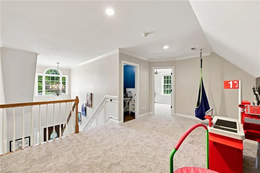406 Creek Mill Court Greensboro, NC 27406