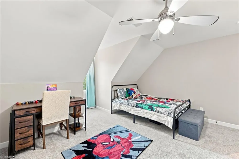 406 Creek Mill Court Greensboro, NC 27406