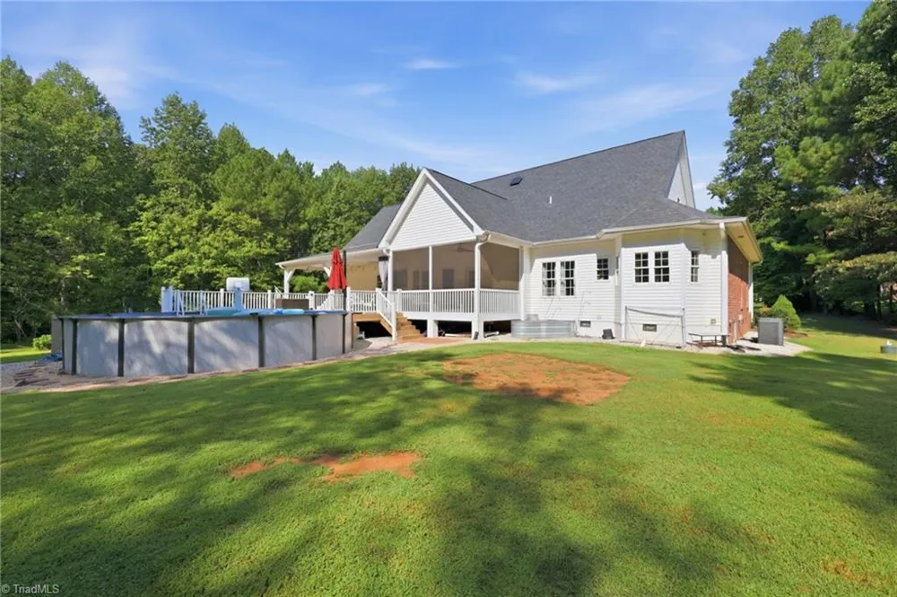 406 Creek Mill Court Greensboro, NC 27406