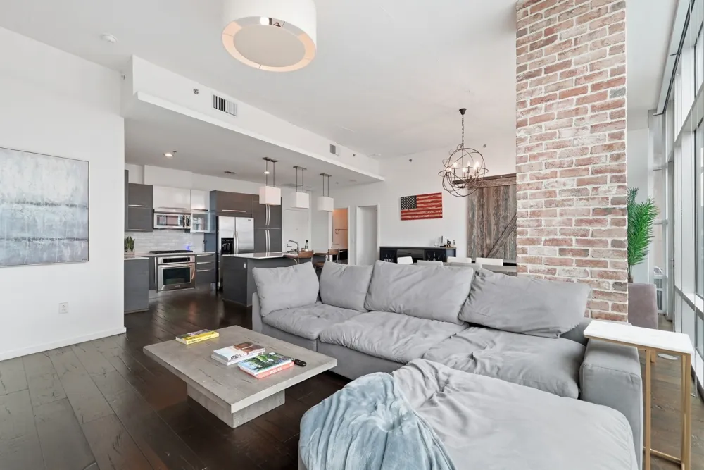 700 12th Ave S #605 Nashville, TN 37203