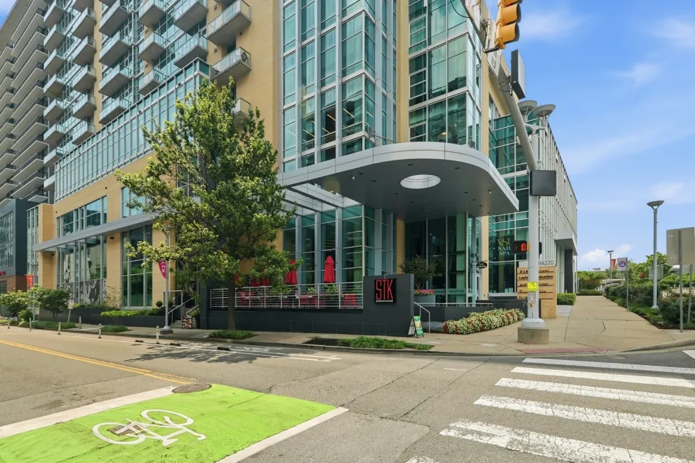700 12th Ave S #605 Nashville, TN 37203