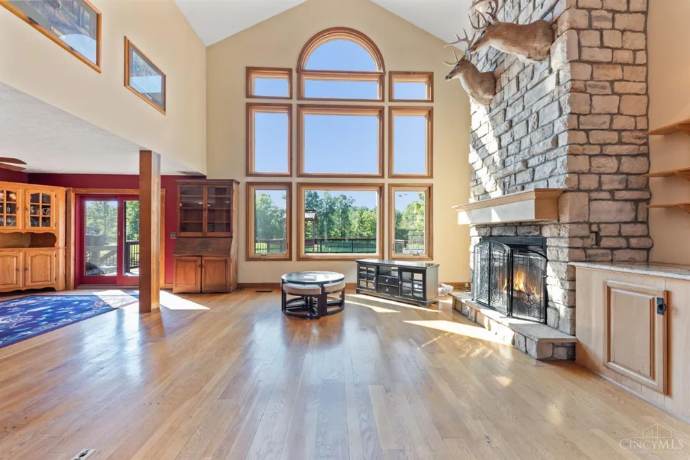 1613 W Concord Road Pierce, OH 45102
