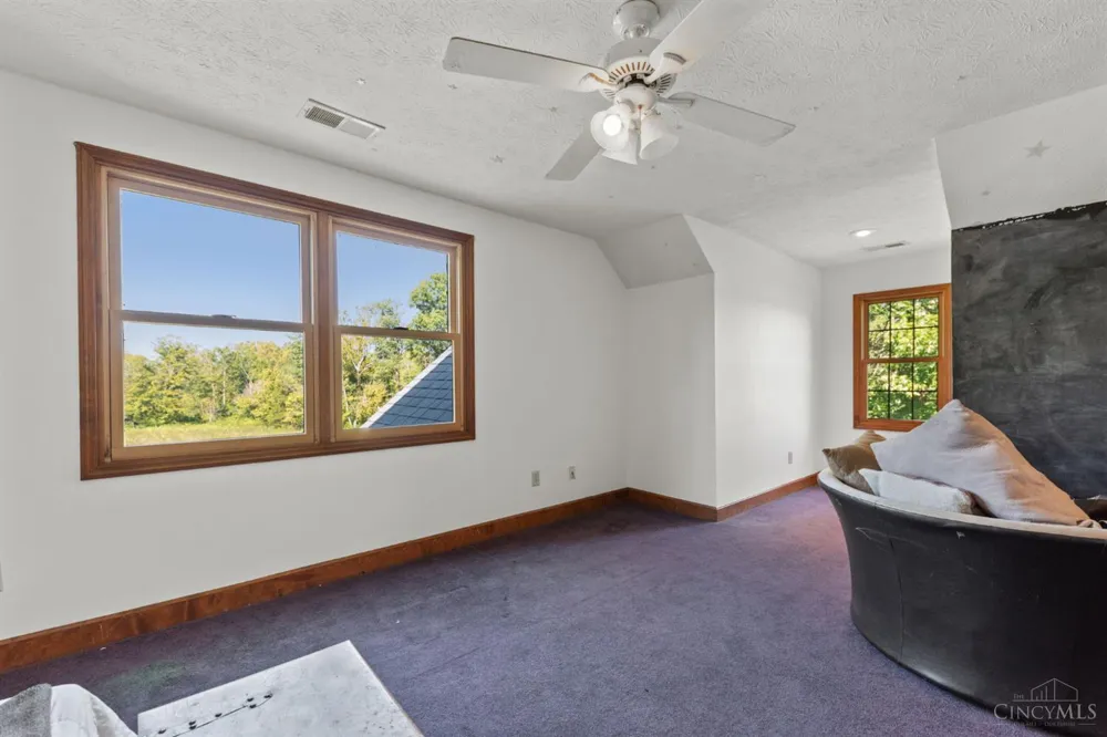1613 W Concord Road Pierce, OH 45102