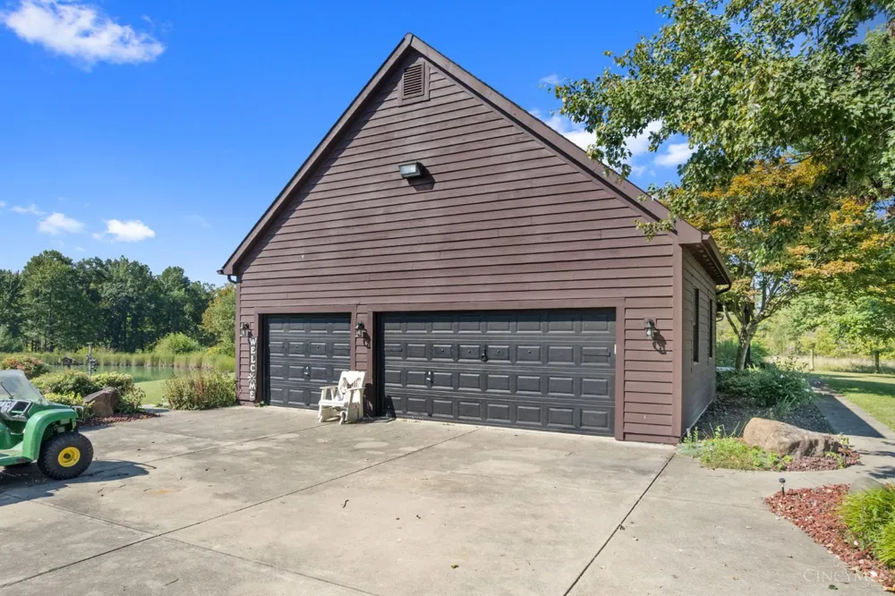 1613 W Concord Road Pierce, OH 45102