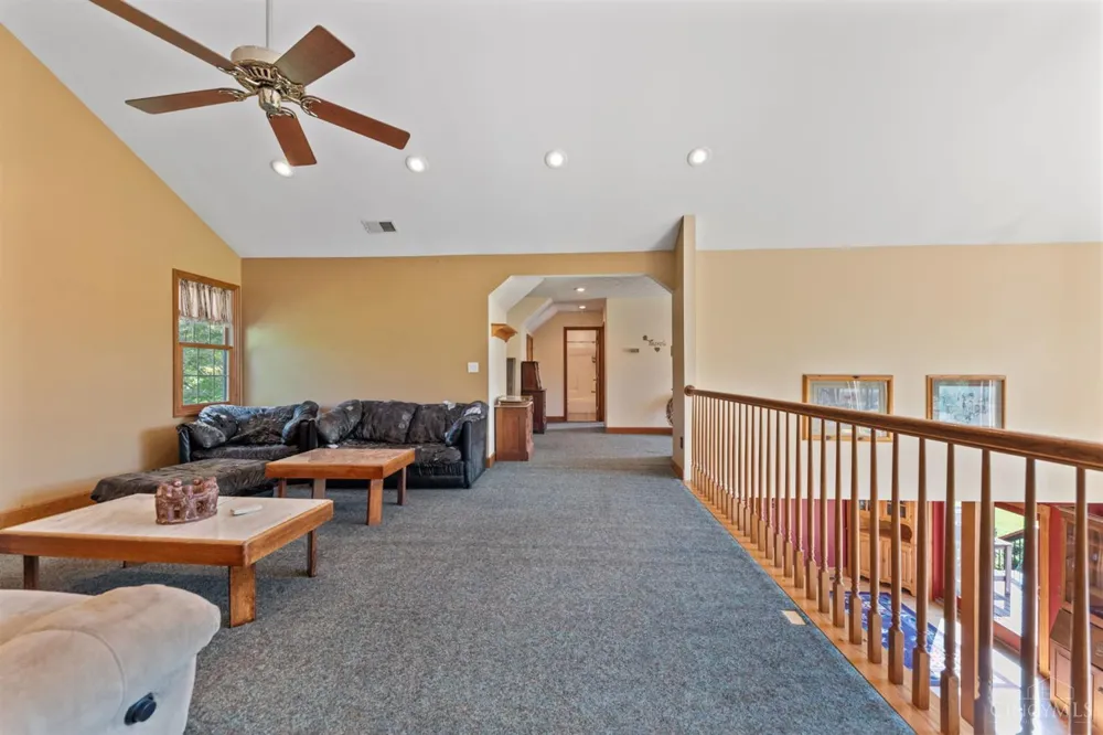1613 W Concord Road Pierce, OH 45102