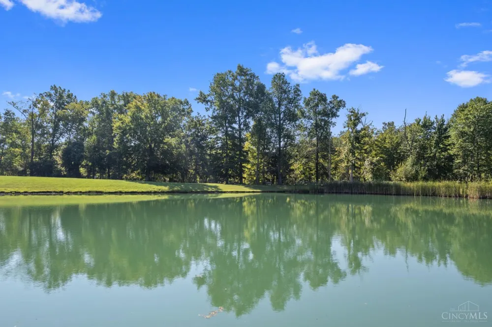 1613 W Concord Road Pierce, OH 45102