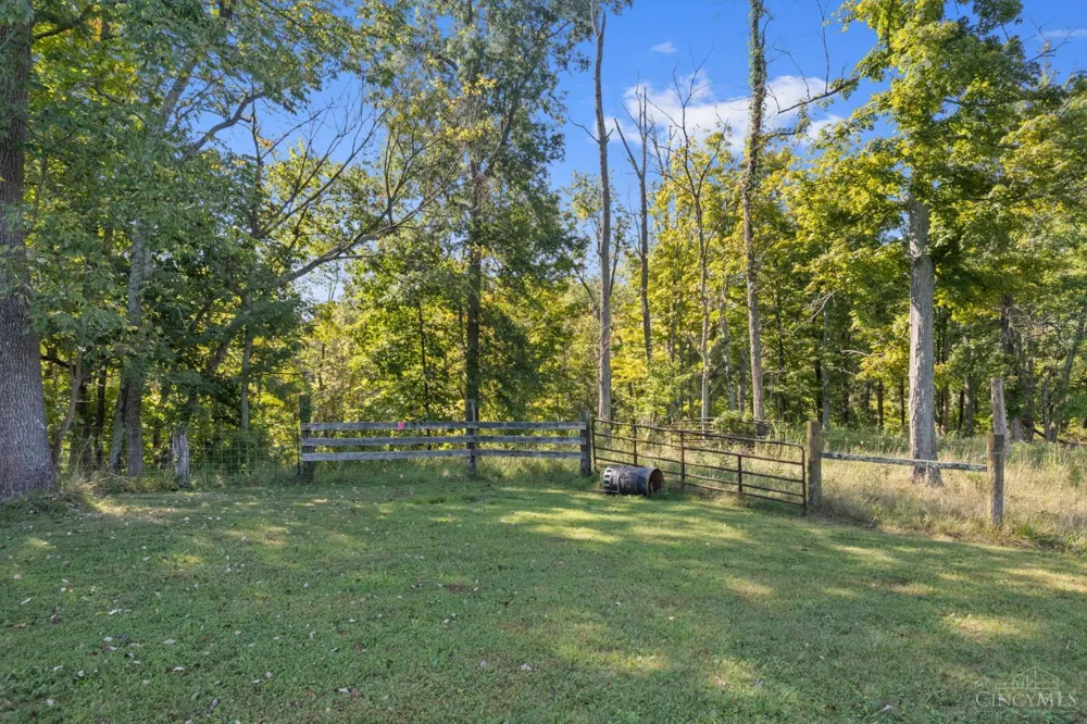 1613 W Concord Road Pierce, OH 45102