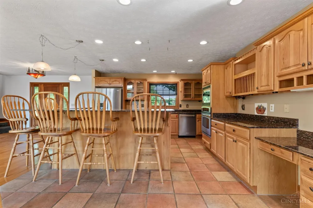 1613 W Concord Road Pierce, OH 45102