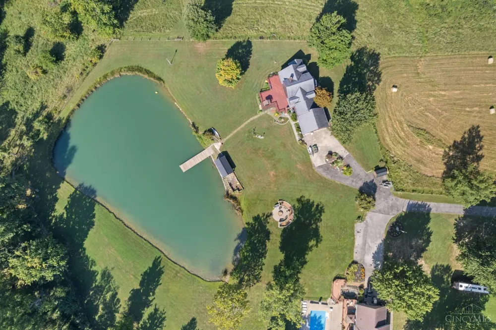 1613 W Concord Road Pierce, OH 45102