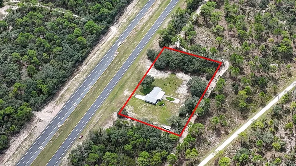 15451 COMMERCIAL WAY Weeki Wachee, FL 34614