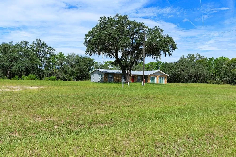 15451 COMMERCIAL WAY Weeki Wachee, FL 34614