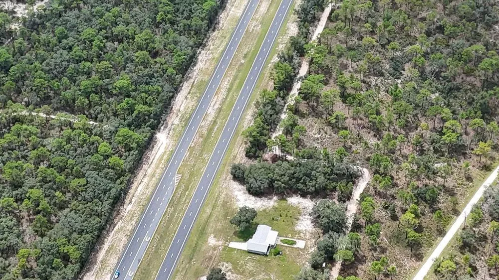 15451 COMMERCIAL WAY Weeki Wachee, FL 34614