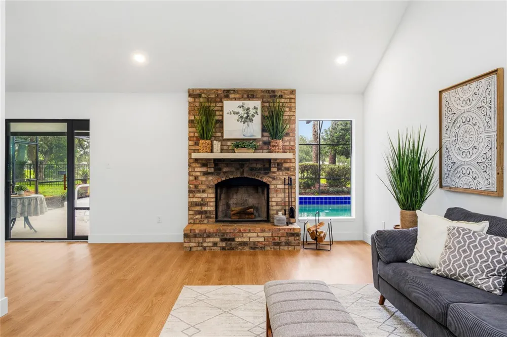 1448 FAIRWAY OAKS DRIVE Casselberry, FL 32707