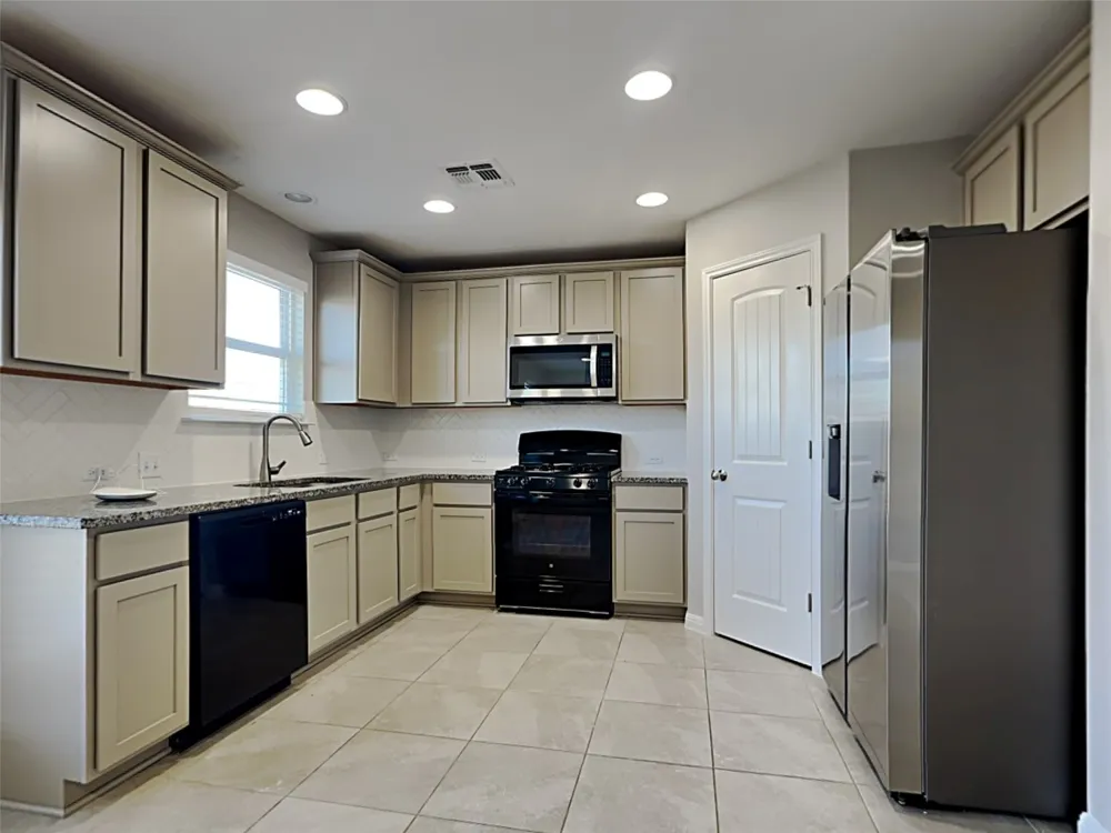 1052 Esplanade Parkway San Marcos, TX 78666