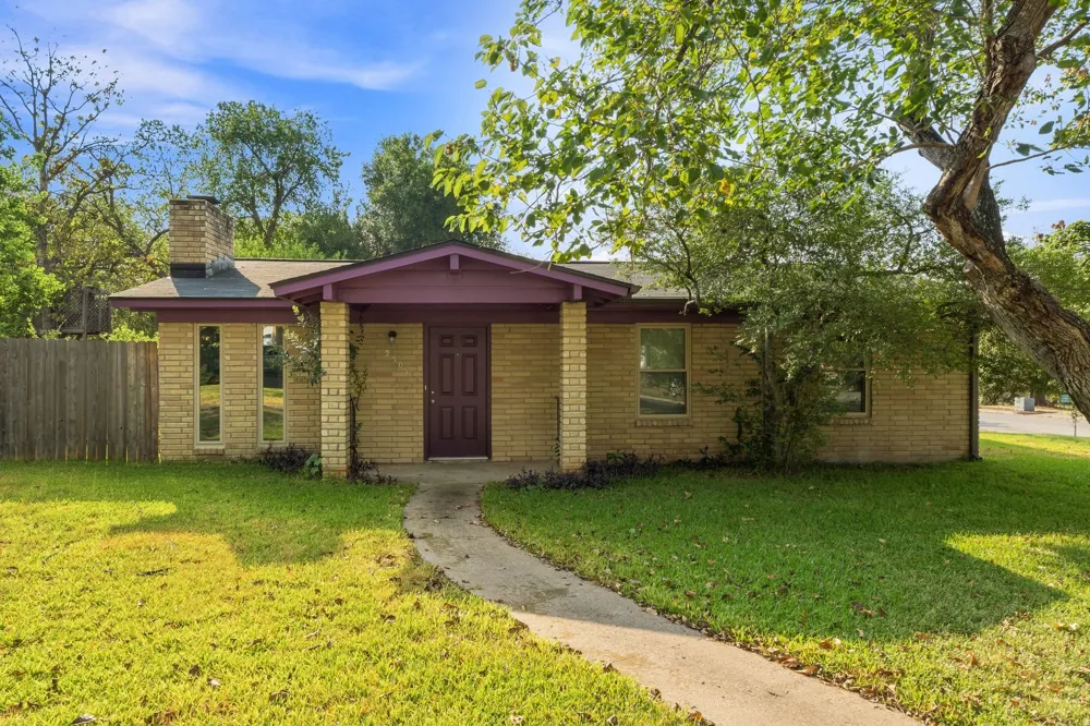 2507 Biggs Drive Austin, TX 78741